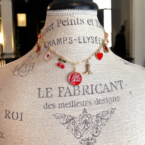 Gold toned dainty and fun Charm Necklace cherries, heart, boot and crystals - Picture 5 of 17